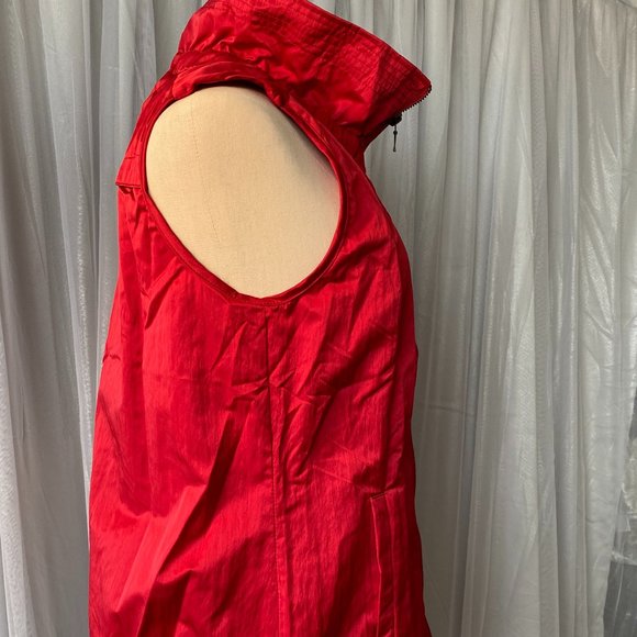 BOO RADLEY RED SLEEVLESS EXTENDABLE VEST (SZ 6) (NWT) - Picture 6 of 11